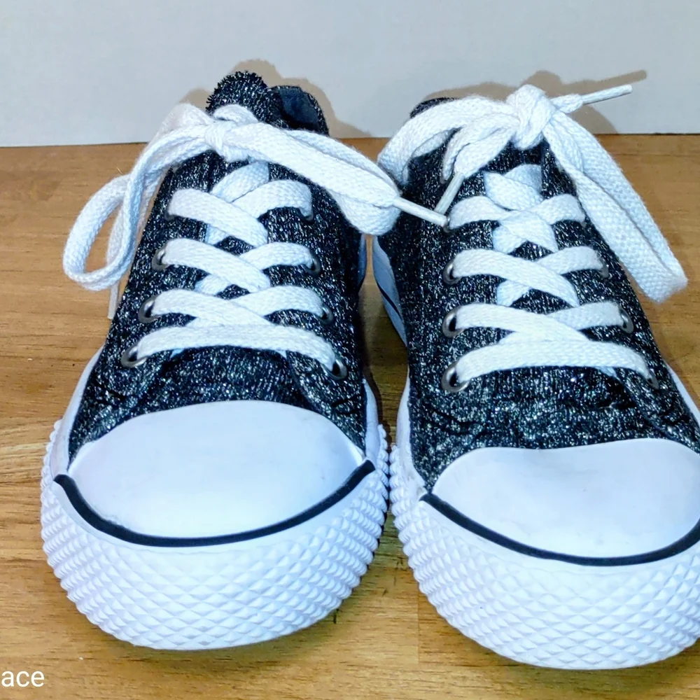 Kids Glitter Sneakers with White Laces - Picture 2 of 8
